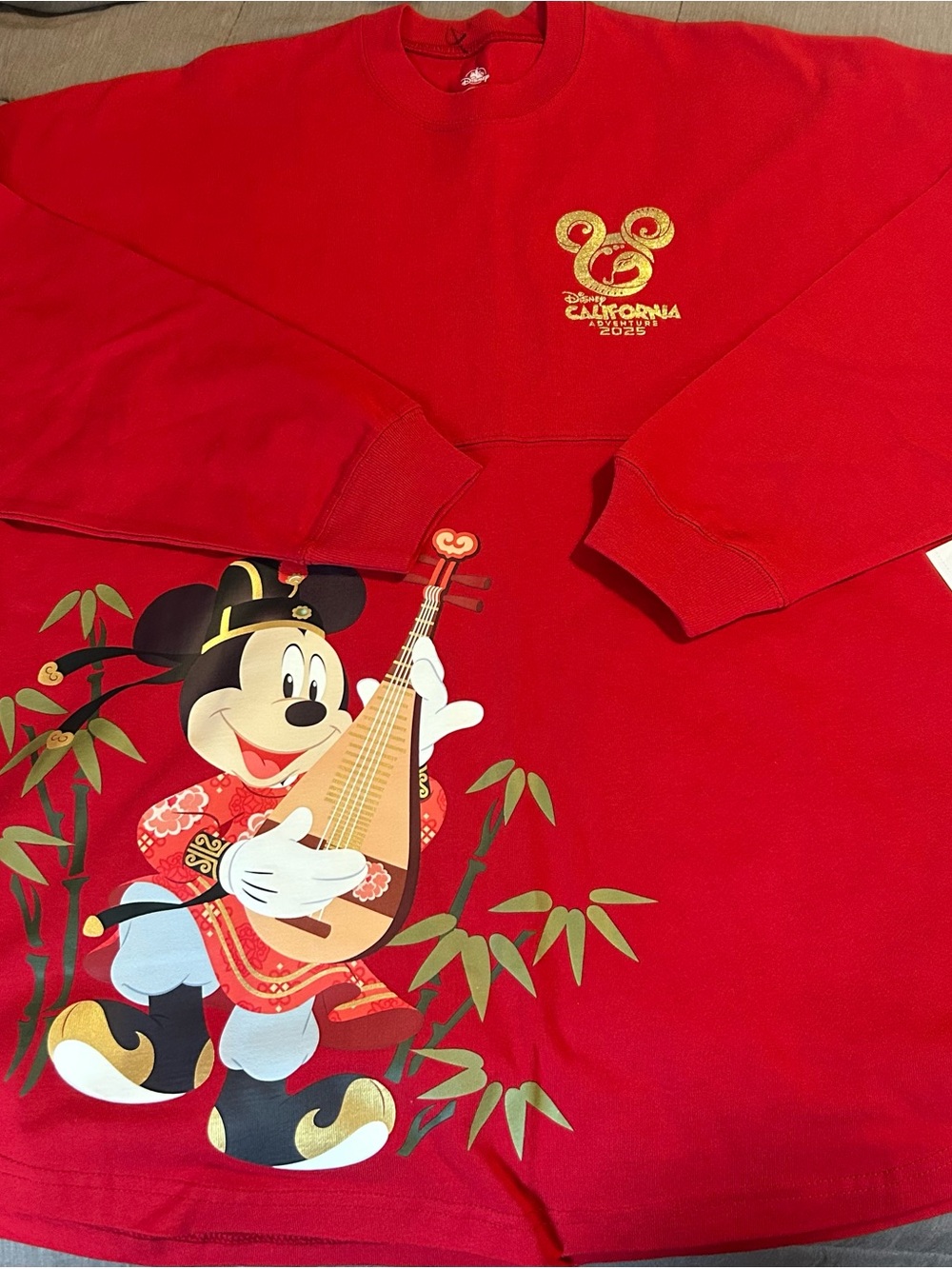 Disney California 2005 Red Mickey Mouse Graphic spirit jersey
